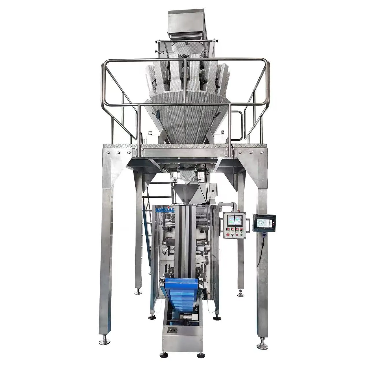 Bolsas tipo almohada terminadas y empaquetadas con componentes plásticos y piezas industriales.